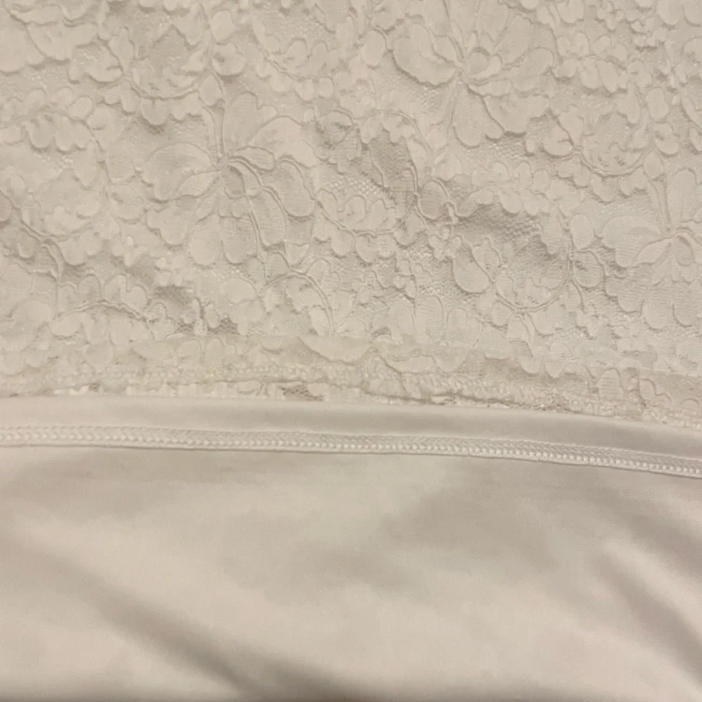 Express Lace Top - Picture 4 of 7
